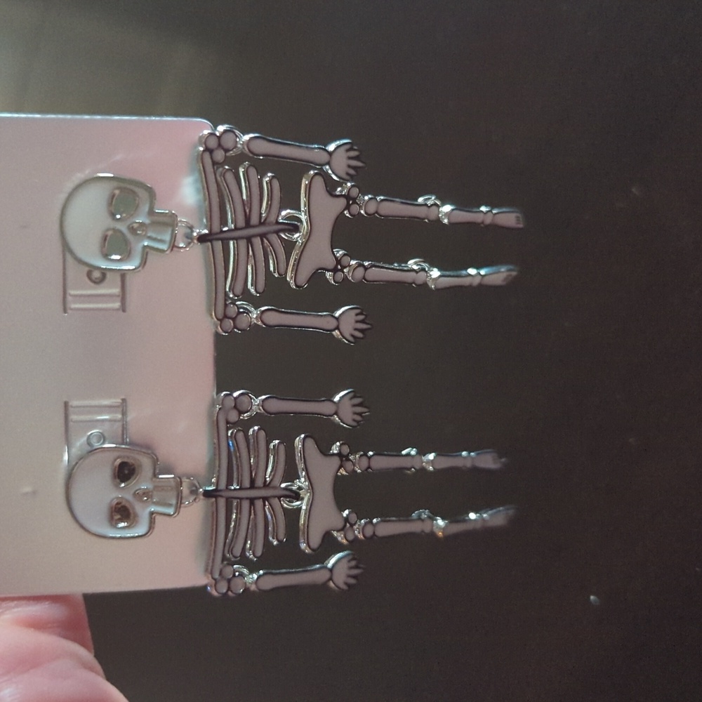 Sugarfix Baublebar skeleton earrings